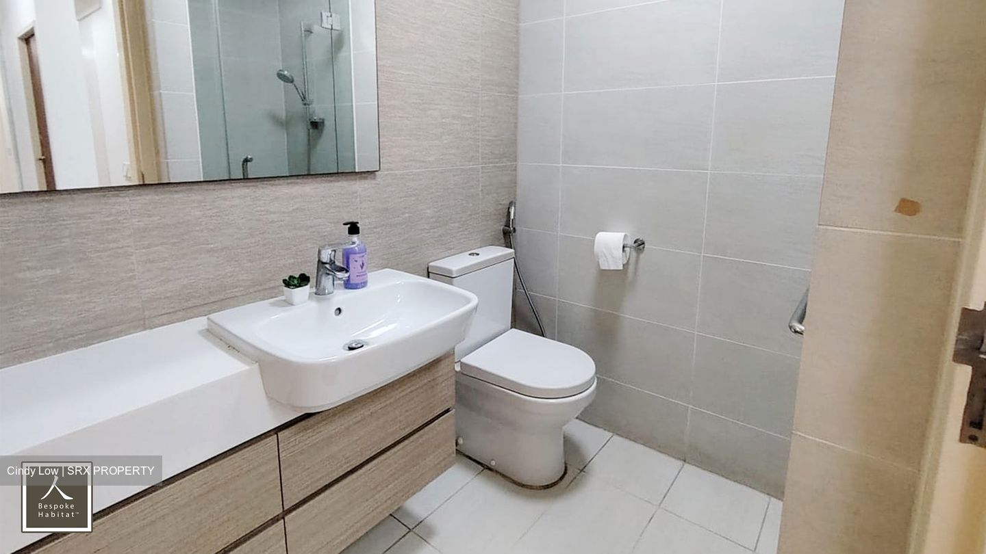 The Lakefront Residences (D22), Condominium #506574141